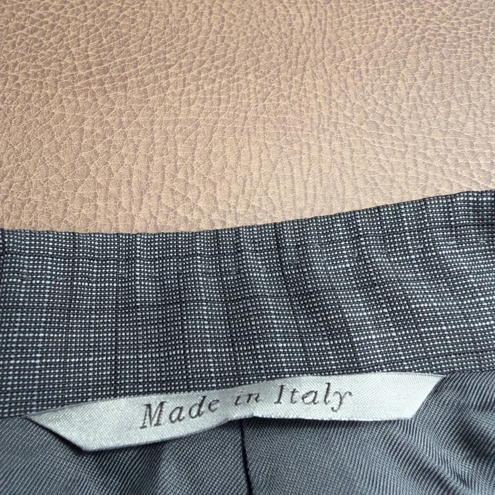 CANALI Travel Sport Coat Blazer WATER RESISTANT Gray Check Modern Italy 46L MINT
